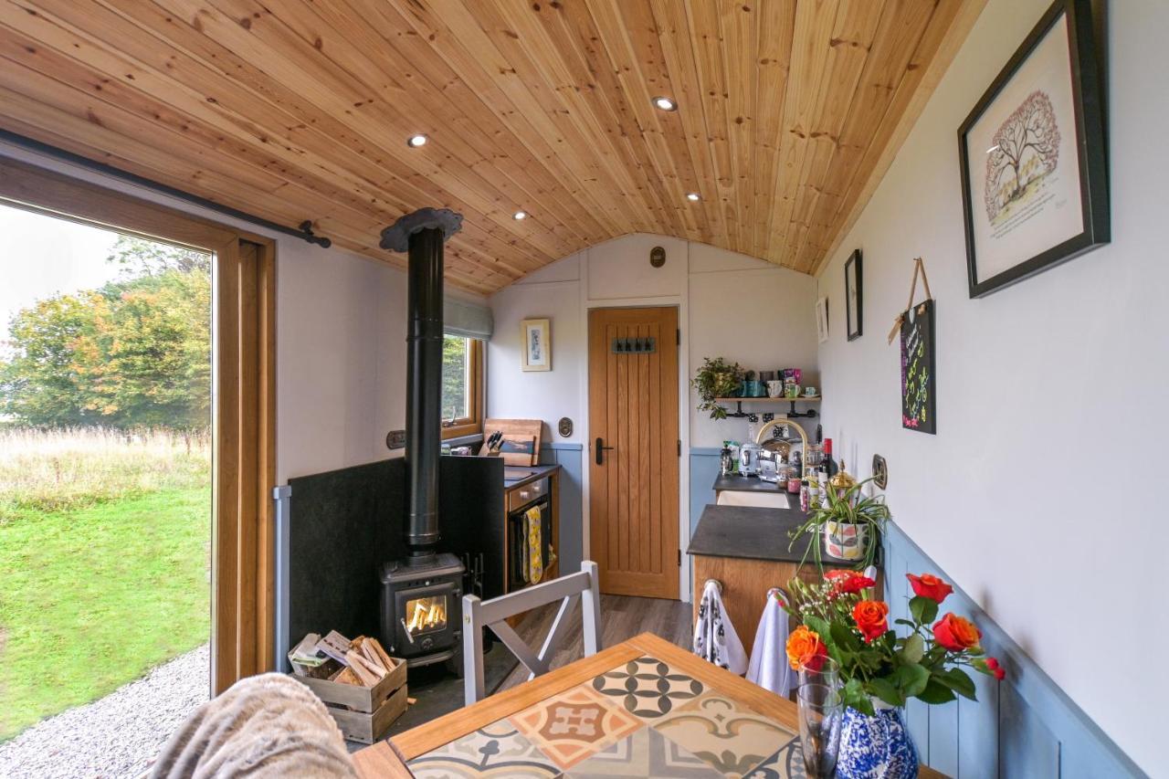 Luxury Shepherd Hut In The Peak District Bakewell Ngoại thất bức ảnh